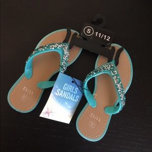 Sparkly Teal Flip Flop Sandals. Size S(11/12).